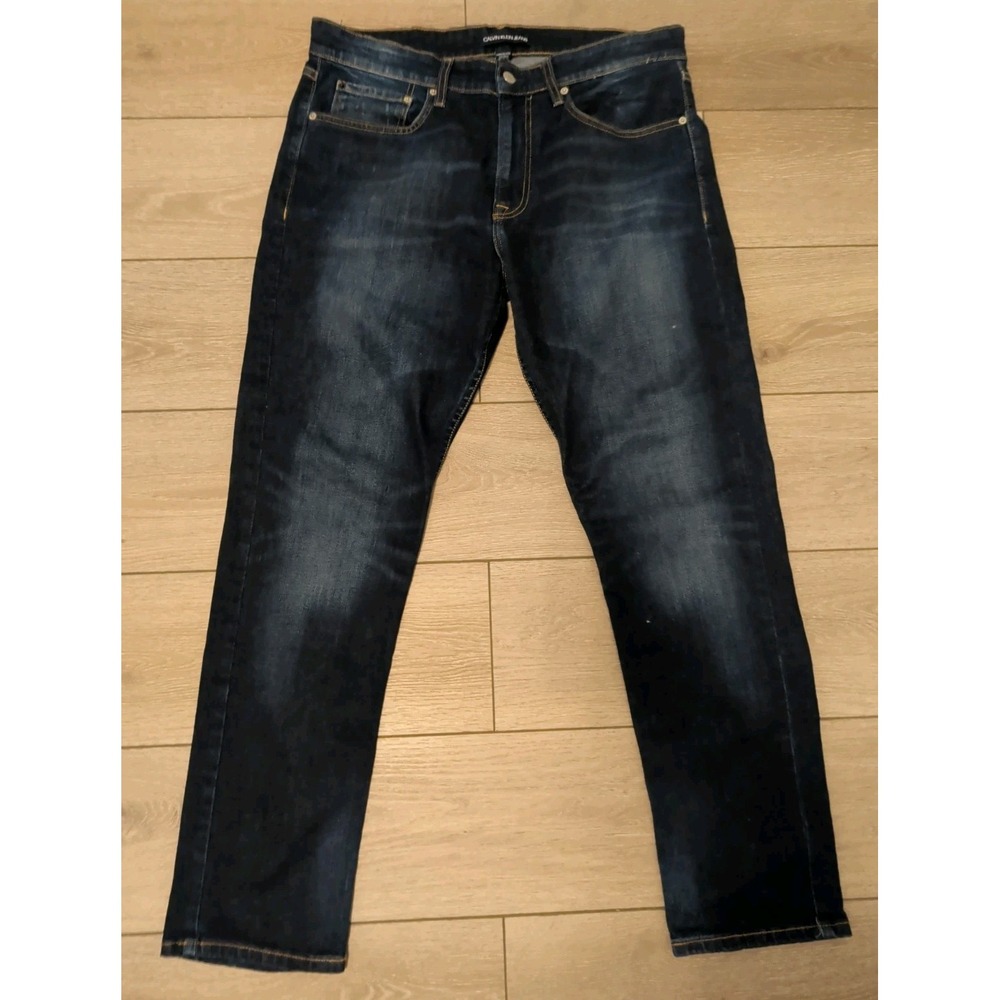 Calvin Klein Jeans dark wash athletic taper fit  Size 34x30